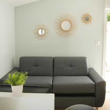 Apartament T2 - 28M2 Avec Cour Et Stationnement, Wifi Et Linge Fournis Angoulême Zewnętrze zdjęcie