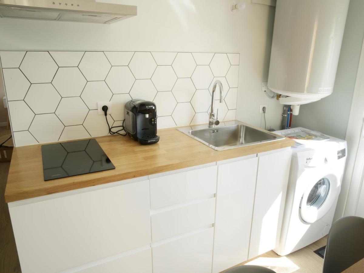 Apartament T2 - 28M2 Avec Cour Et Stationnement, Wifi Et Linge Fournis Angoulême Zewnętrze zdjęcie
